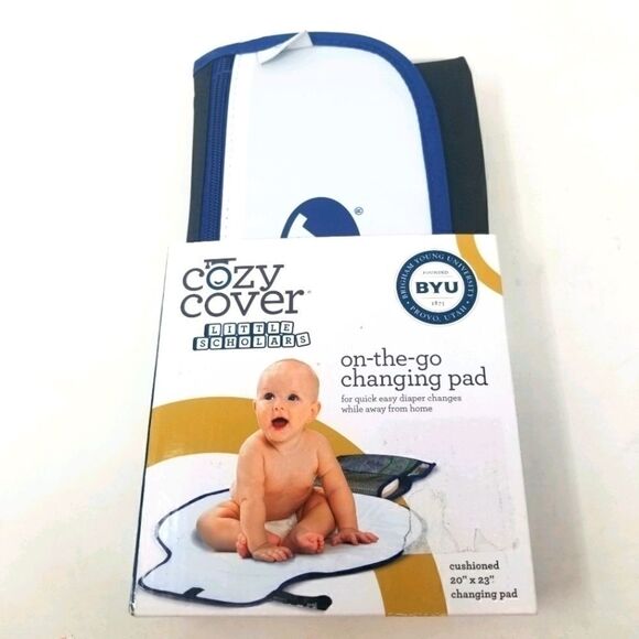 Cozy Cover On The Go Changing Pad. BYU PROVO UTAH - Picture 1 of 10